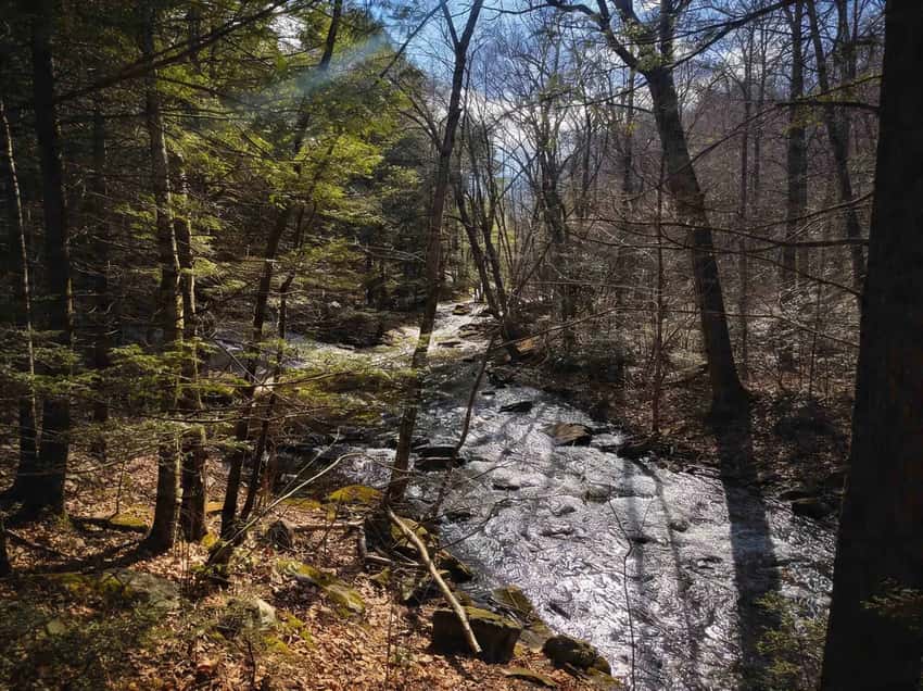 Main parking lot at Seven Tubs
